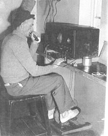 Χρήση ραδιοφώνου με πεδάλι του 1946, για την επικοινωνία μεταξύ του South Solitary Island και του Norah Head Lightstation (από το λήμμα Pedal Radio της Wikipedia, επίσκεψη 1/1/2011)