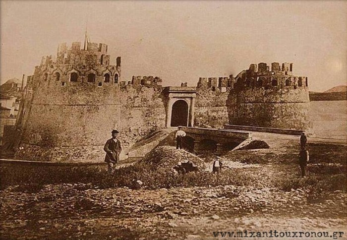 Το Κάστρο της Χαλκίδας – η κύρια είσοδος του