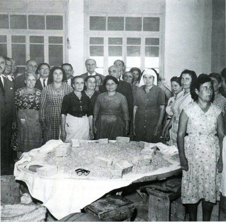 Πηγή Φωτογραφίας: Χ. Μπελλέ «Το Νησί Μαστίχα»