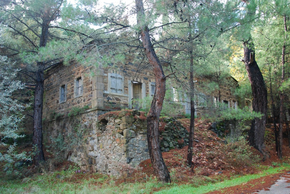 Το κτίριο διοίκησης της Γαλλικής Μεταλλευτικής Εταιρείας