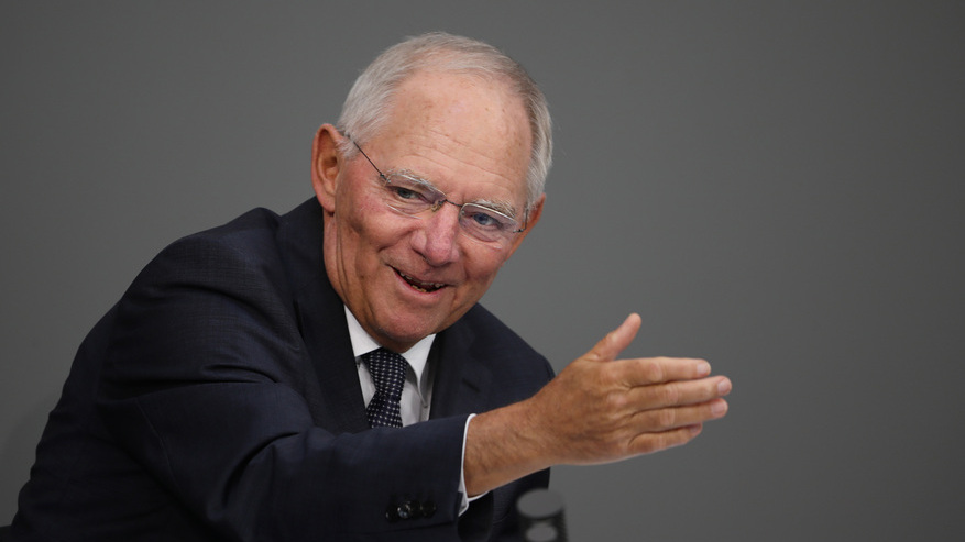 Bundesfinanzminister Wolfgang Schäuble (CDU) spricht am 06.09.2016 in Berlin zu Beginn der Haushaltswoche im Deutschen Bundestag. Auf dem Programm steht die 1. Lesung des Haushaltsentwurfs für 2017 und des Finanzplans bis 2020. Foto: Michael Kappeler/dpa | Verwendung weltweit