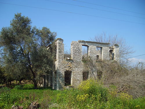 Καμμένο σπίτι από του ναζί στην Ήπειρο